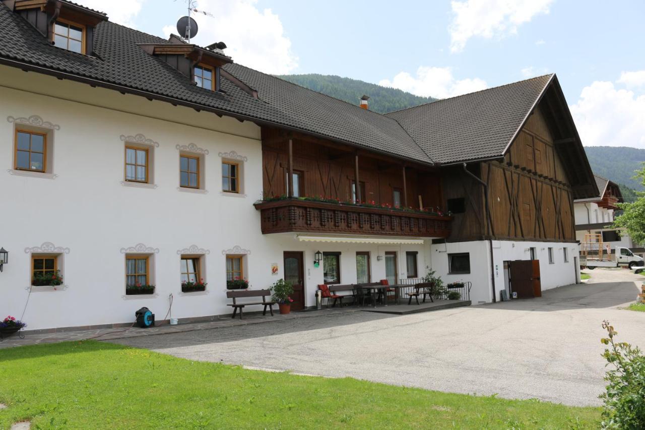 Lindnerhof Urlaub Am Bauernhof Hotel San Lorenzo di Sebato Luaran gambar